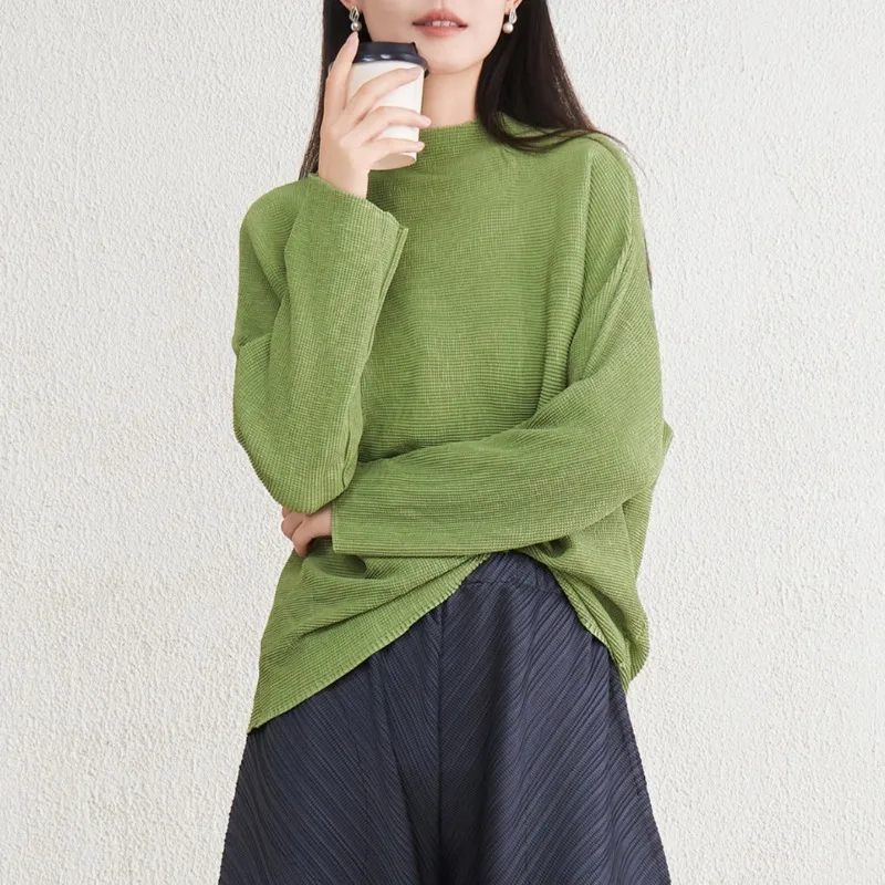 

Japanese Pleated Women's Tops Miyake Fall Casual Comfortable Loose Large Size Bat Long Sleeve T-shirt Pullover Simple Clothing