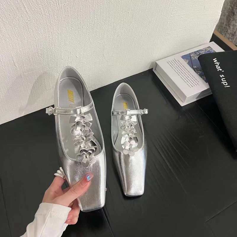 Ladies Flat Shoes Gold Square Toe Flats Shoes Comfort Low Heeled Pumps Silver T Belt Flower High Heels Black Chusseure Femme
