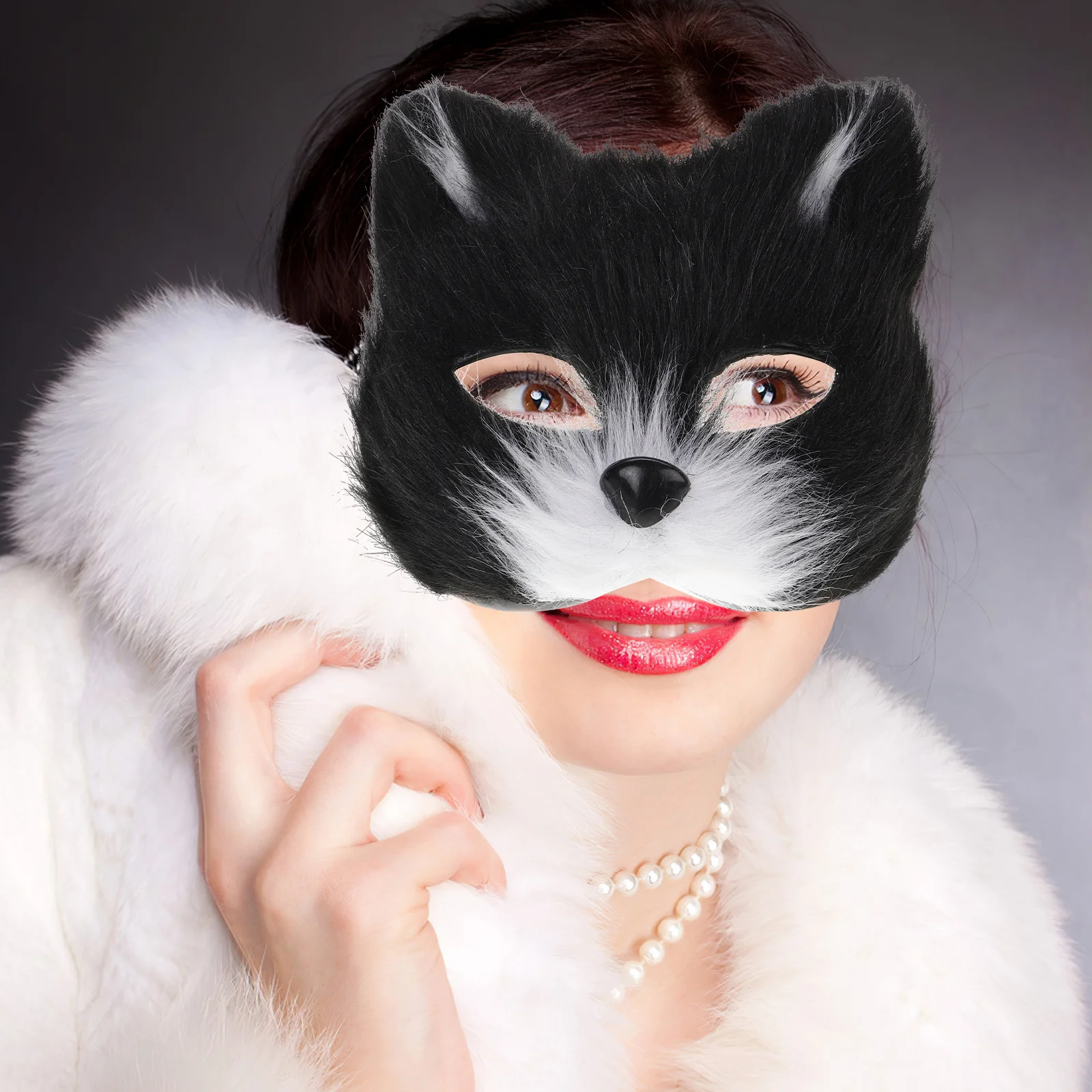 Maschere a mezza faccia Design animale Comodo leggero Halloween Cosplay Masquerade Maschera pelosa con orecchie Coda per adulti