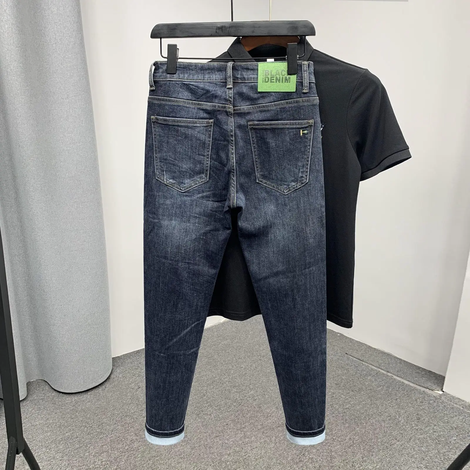 

Men's Casual Elastic Slimming Deep Blue Jeans Embroidered Nine-Piece Trendy Slim Fit Jeans Youthful Summer Casual Wear