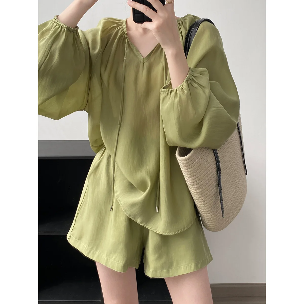 

Women Clothing Thin Sun Protection Set 2024 Summer Lace-up Long Sleeve Shirt Wide Leg Shorts Solid Color Two-piece Set