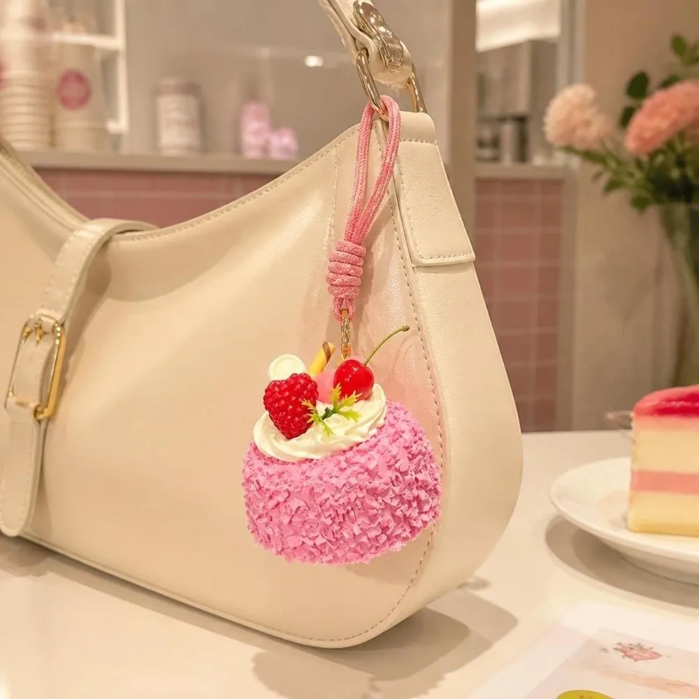 Keyring Realistic Simulation Cake Keychain Strawberry Chocolate Fruit Mousse Cake Pendant Decoration Cream Cake Hanging Girl