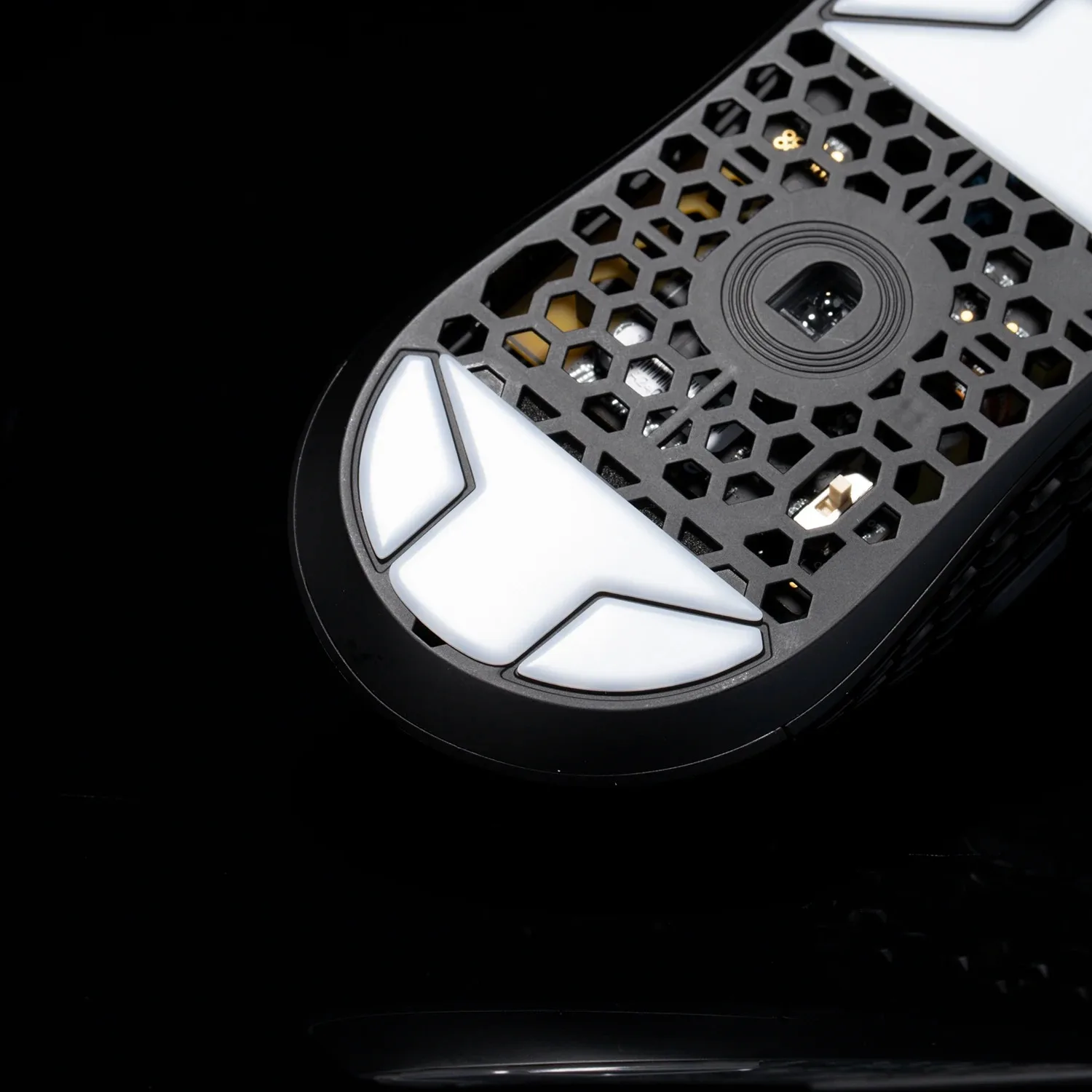 BTL V2 Nóżki myszy Łyżwy do Finalmouse UltralightX ULX S M L Bezprzewodowa krawędź łuku Wymienna naklejka ślizgowa Klej odporny na zalanie — zdjęcie produktu 2