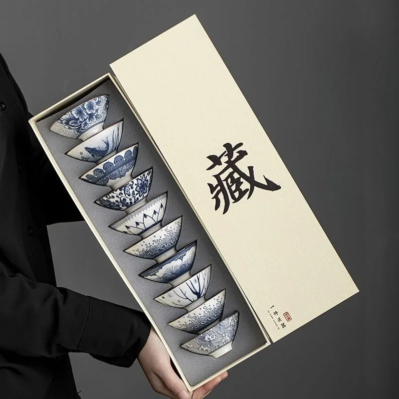 Ceramic Kung Fu Tea Cups As A Casual Gift Vintage and High-value Tea Tasting Cup with Bamboo Hat As A Gift