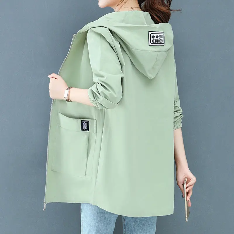 Fashion Zipper Pockets Spliced Casual Hooded Jackets Women Clothing 2024 Autumn Winter New Loose All-match Tops Commuter Coats