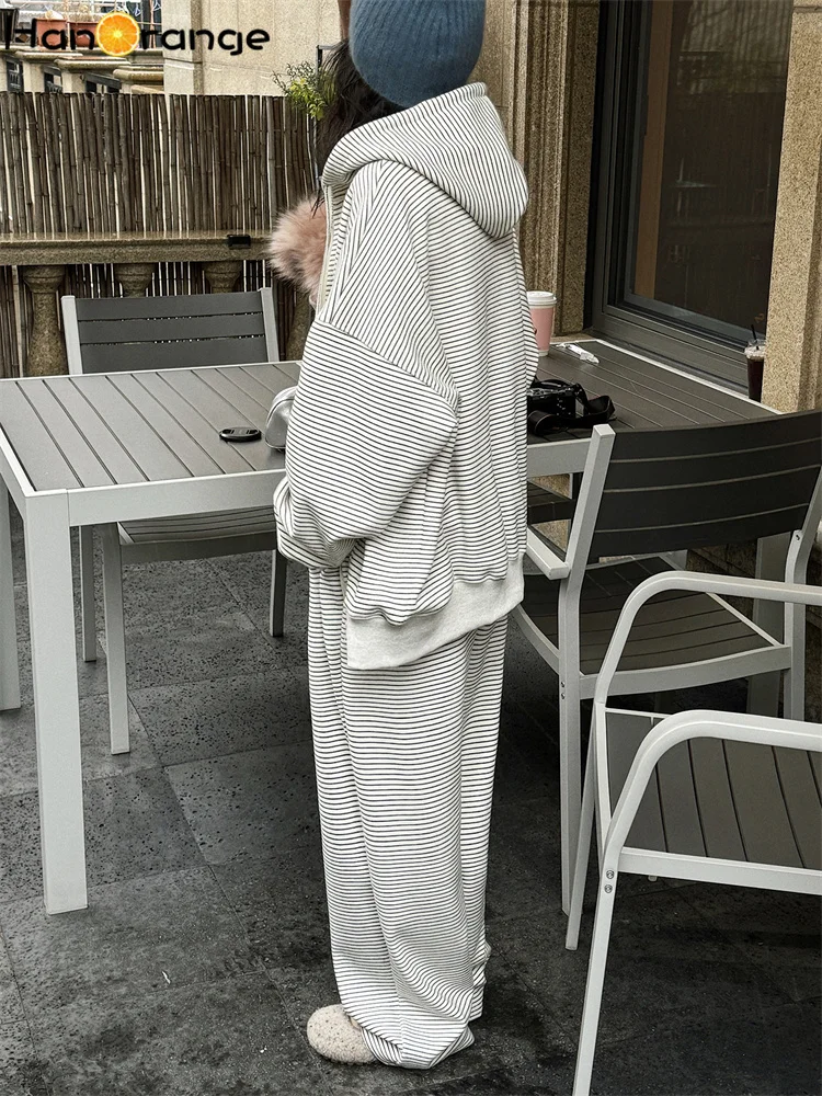 HanOrange 2026 Felpa con cappuccio con cerniera a righe retrò a contrasto primaverile da donna Silhouette allentata con cappuccio Top bianco sporco/grigio carbonio