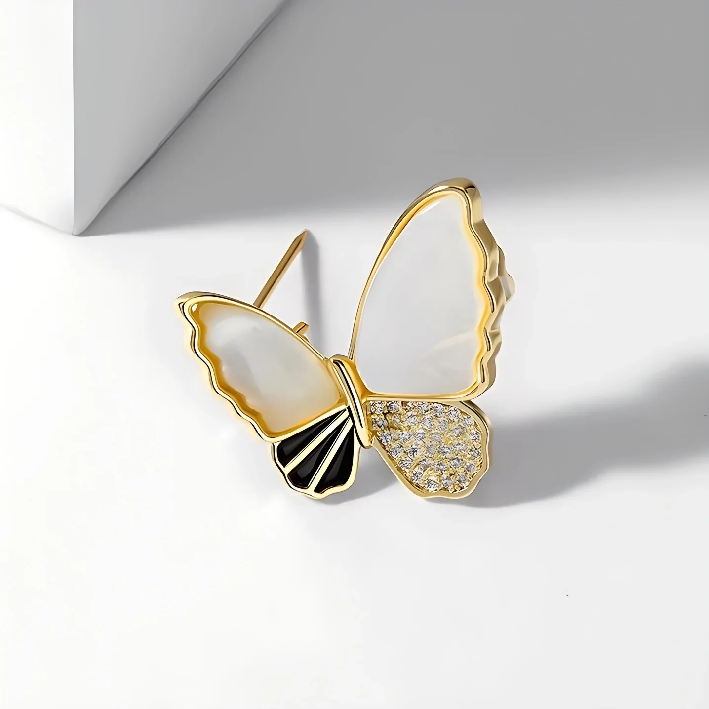 Xiaoxiangfeng 나비 브로치, 고급 여성의 절묘한 안티 라이트 핀, 가벼운 럭셔리, 틈새 모조 fritillary 코사지 슈트