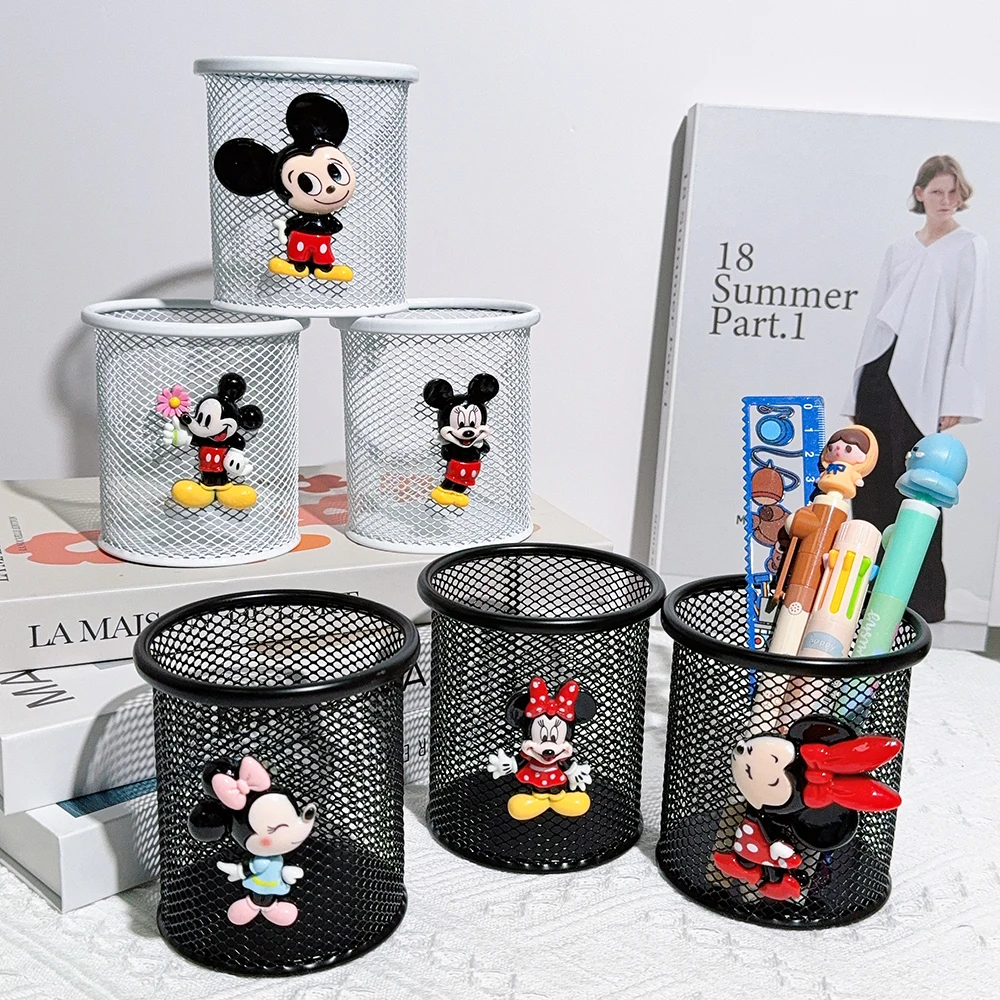 Cute Mickey Mouse Clubhouse black and white couple style metal pen holder, serving as a desktop storage ornament for readers