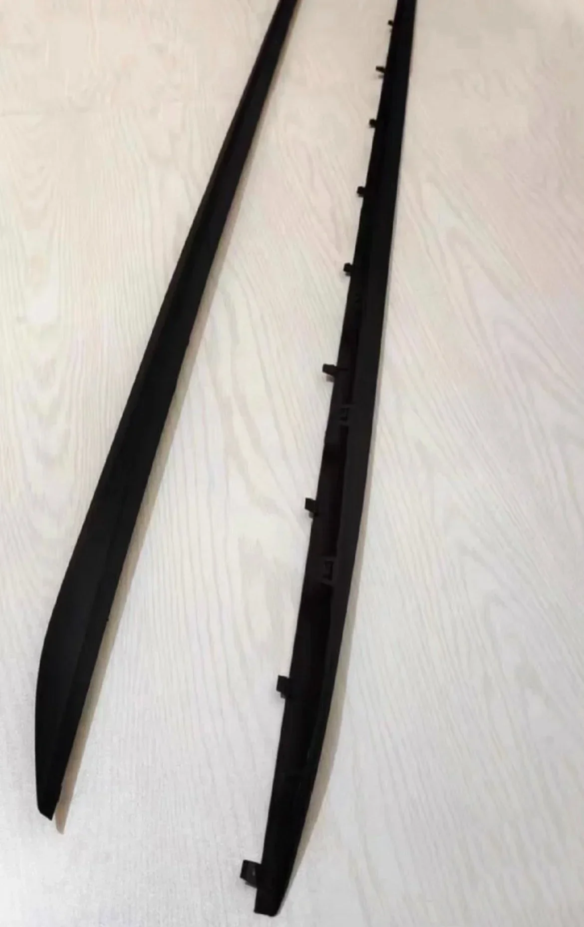 

Hot sales Suitable for Lynk&Co 03/03+side skirt assembly, lower skirt side anti-collision strip, frosted decorative strip