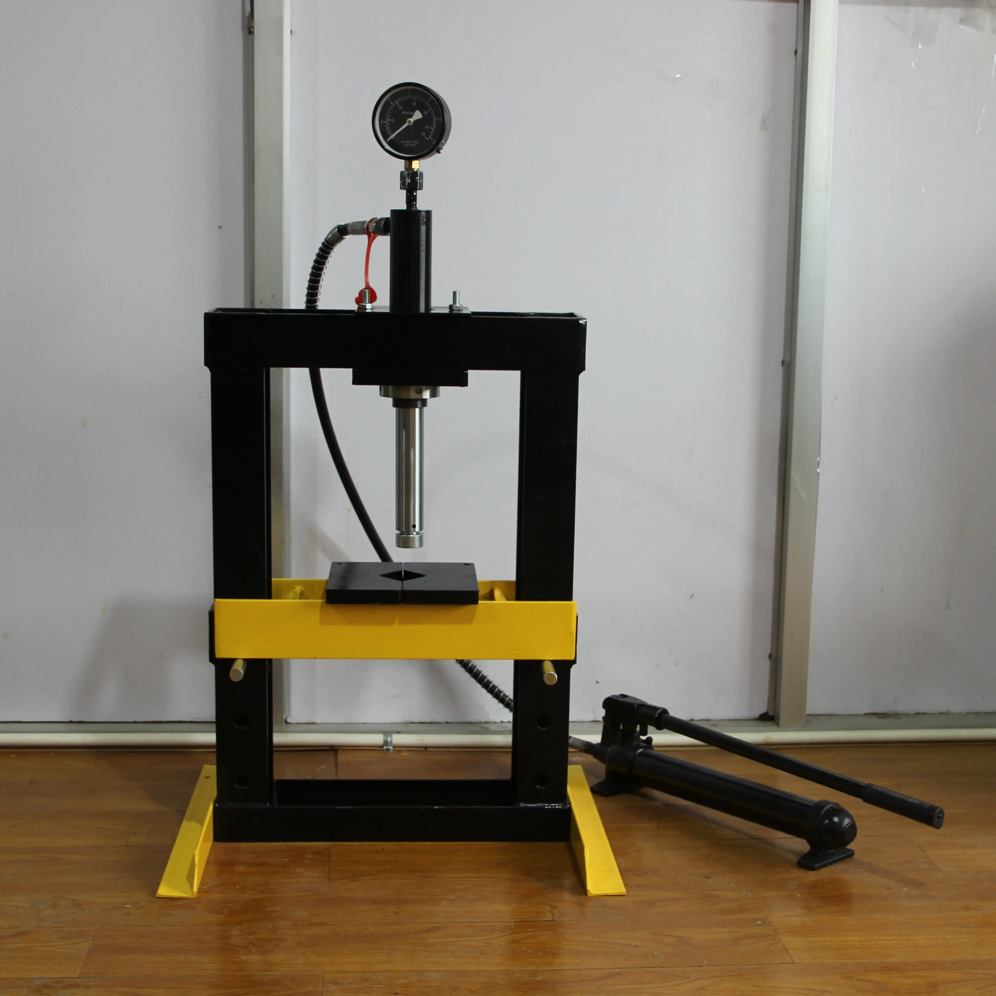customized 4-ton manual hydraulic press, hydraulic bearing press, automotive repair tool