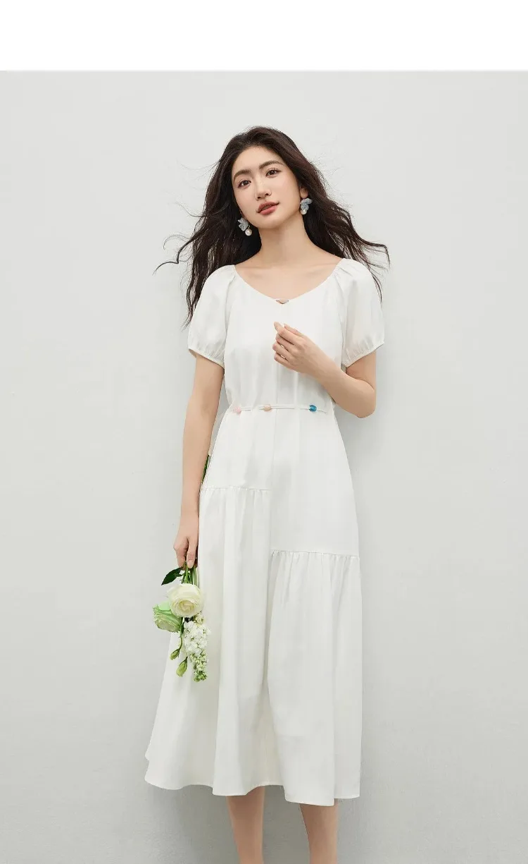 SENTUBILA Damen A-Linien-Kleid, weiß, V-Ausschnitt, asymmetrischer Schnitt, farblich abgesetzte Details, mit Perlen verziert, mit Bändern, kurze Puffärmel, Kleid 162LO5948 – Detail 14