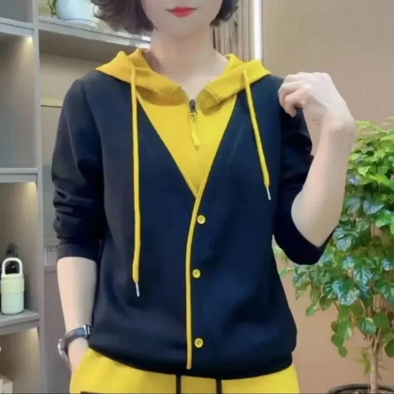 

Spring Autumn 2026 New Women's Hoodies Fashion Double-Sided Brushed Hooded Contrasting Versatile Casual Coat Top T-Shirt