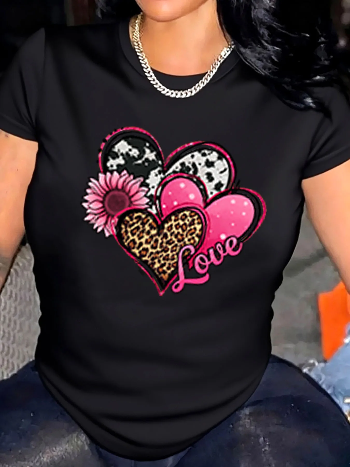 

Женская футболка больших размеров на день Святого Валентина с леопардовым сердечком и принтом любви, уличный повседневный топ