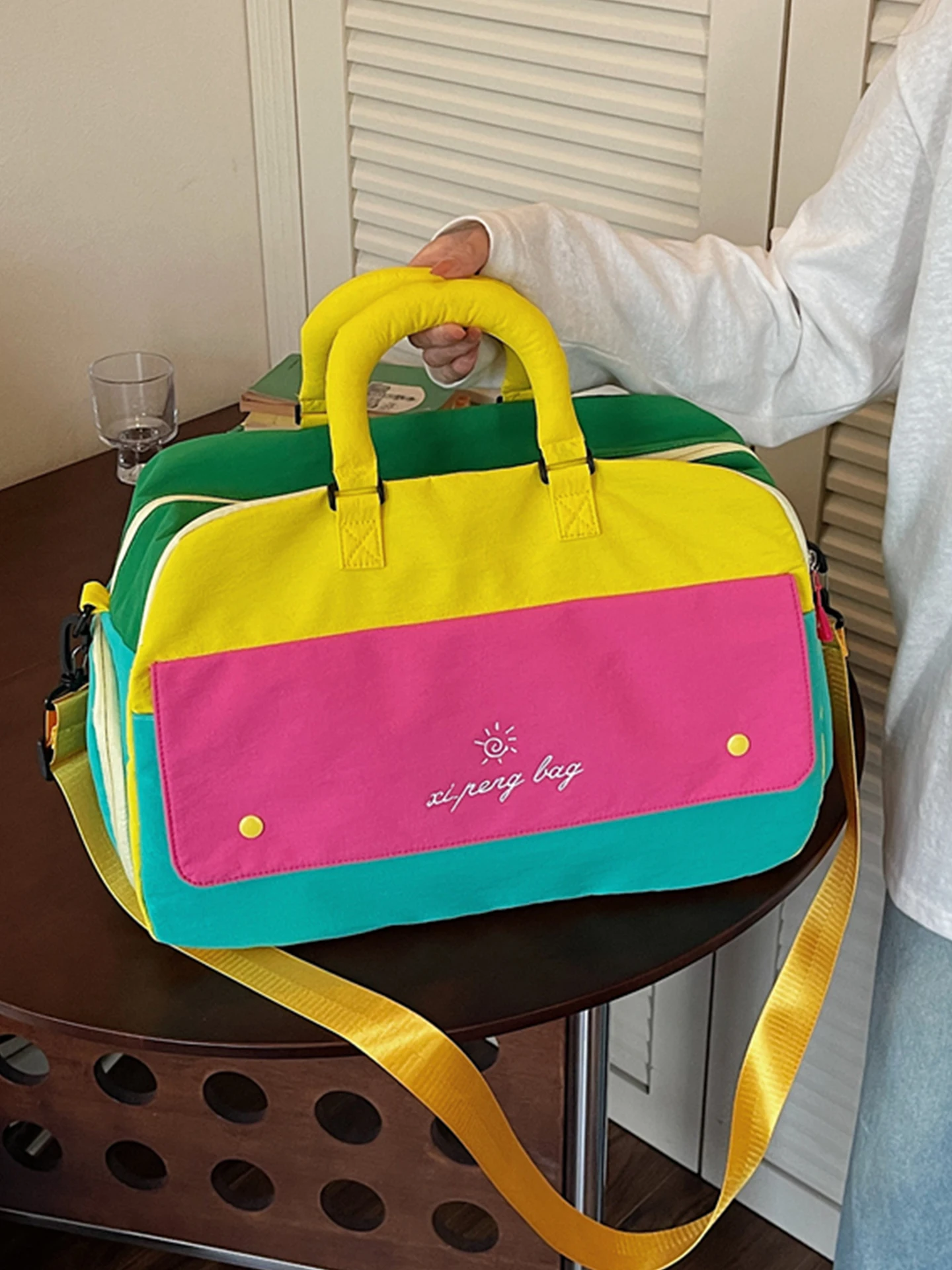 sac-de-voyage-dopamine-color-block-pour-femmes-sac-a-main-tendance-pour-voyages-courts-bagage-de-yoga-et-de-fitness-leger-et-de-grande-capacite