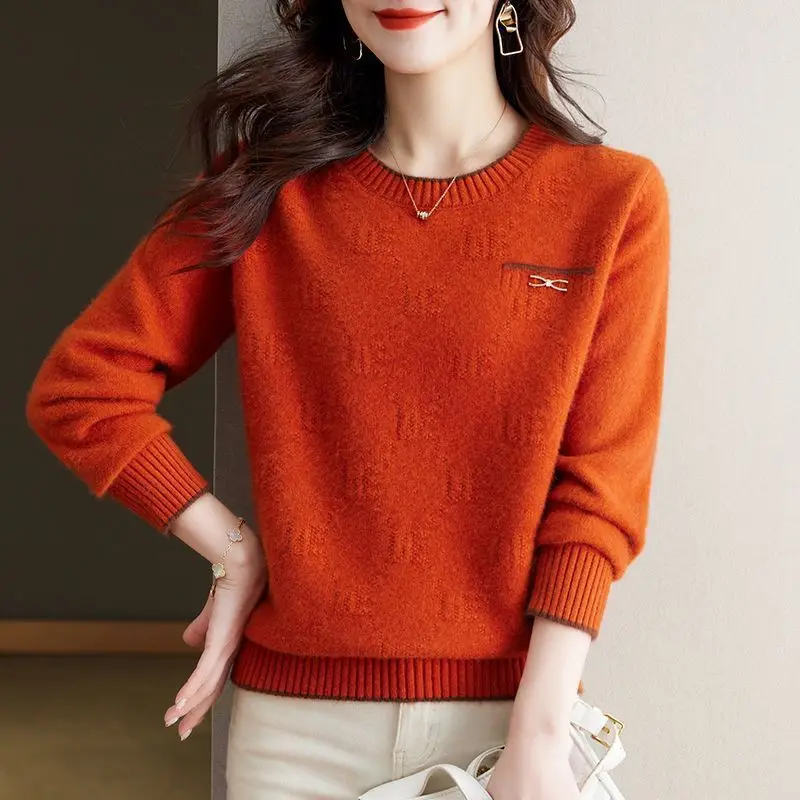 New Loose Knit Sweater for Slimming Explosive Round Neck Base Sweater Middle-aged Women's Clothing High-end Western-style Tops