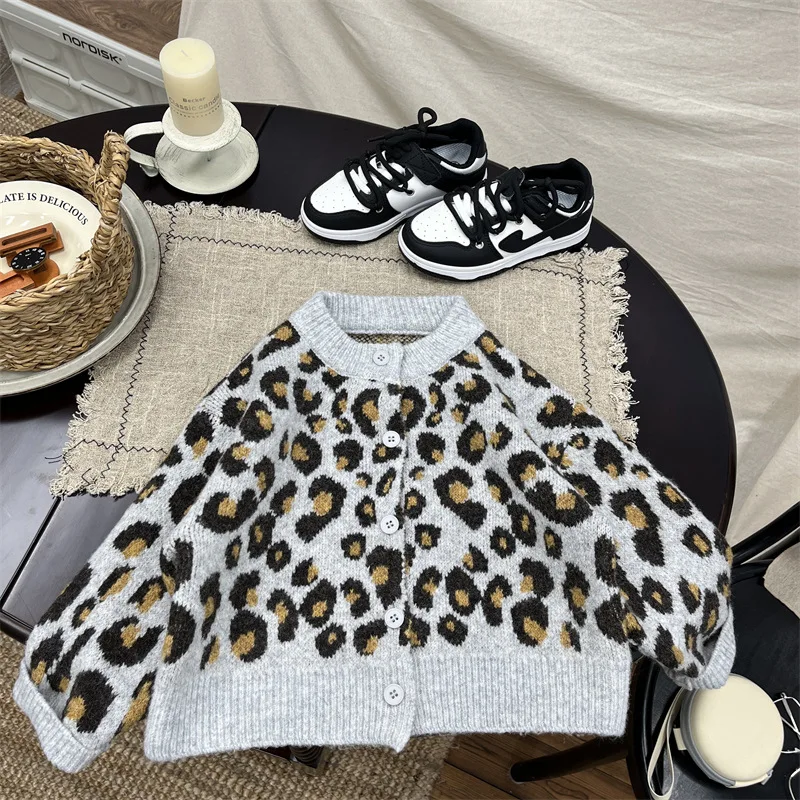 

2025 Autumn New Children's Stylish Leopard Print Knitted Thick and Fashionable Warm Jacket
