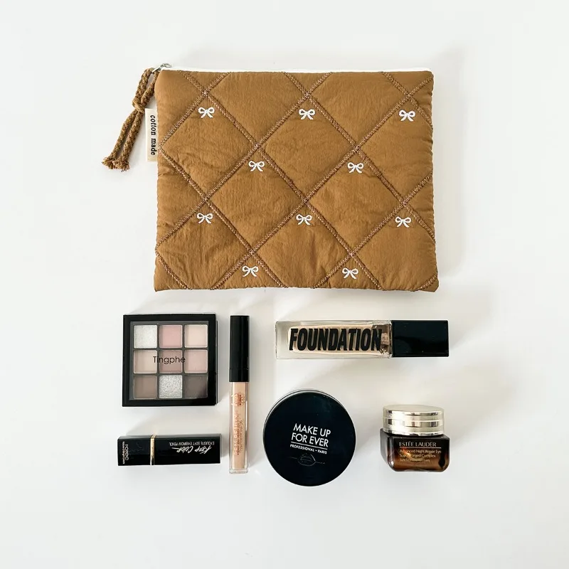 Quilted embroidered bow cosmetic bag, portable coin purse, stationery bag, large capacity, multifunctional pen bag