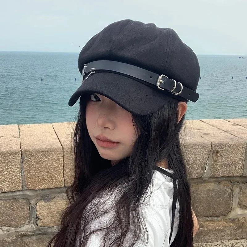 2025 Punk Donna Harajuku Gotico Lolita Berretto Cappello Berretto Y2K Ragazze Arco Punk Pizzo Handmake Cappelli da sole decorativi con pendente a croce