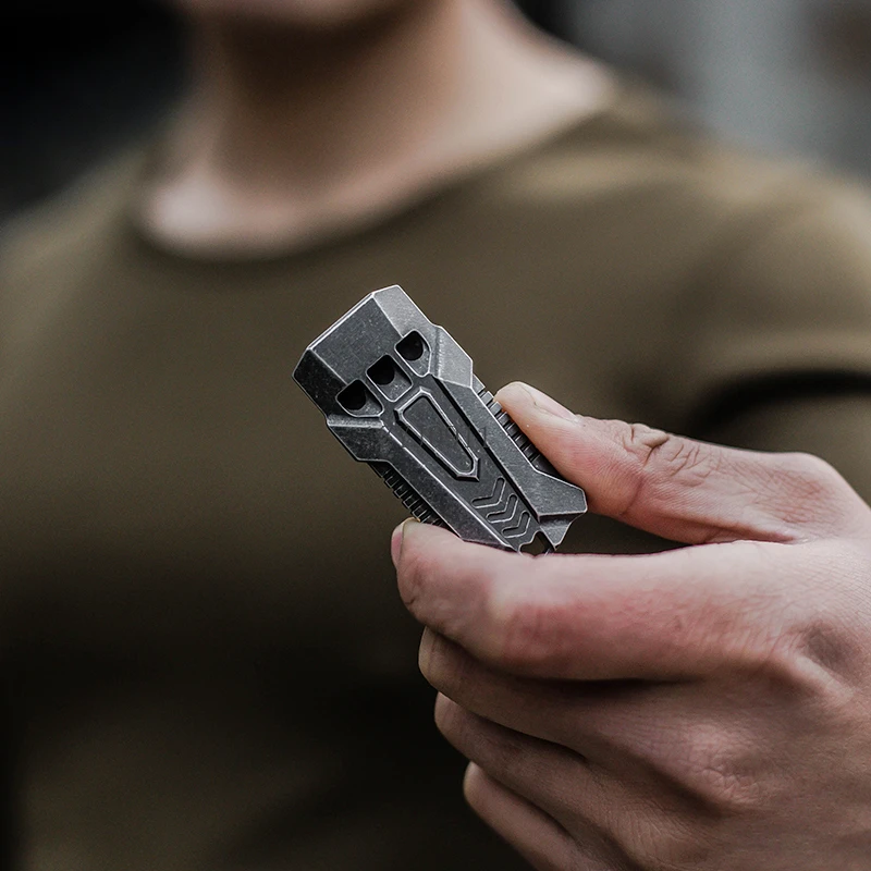 *overlevingsfluitje Overlevingsfluitje Hoogfrequent fluitje voor buiten Persoonlijkheid cool