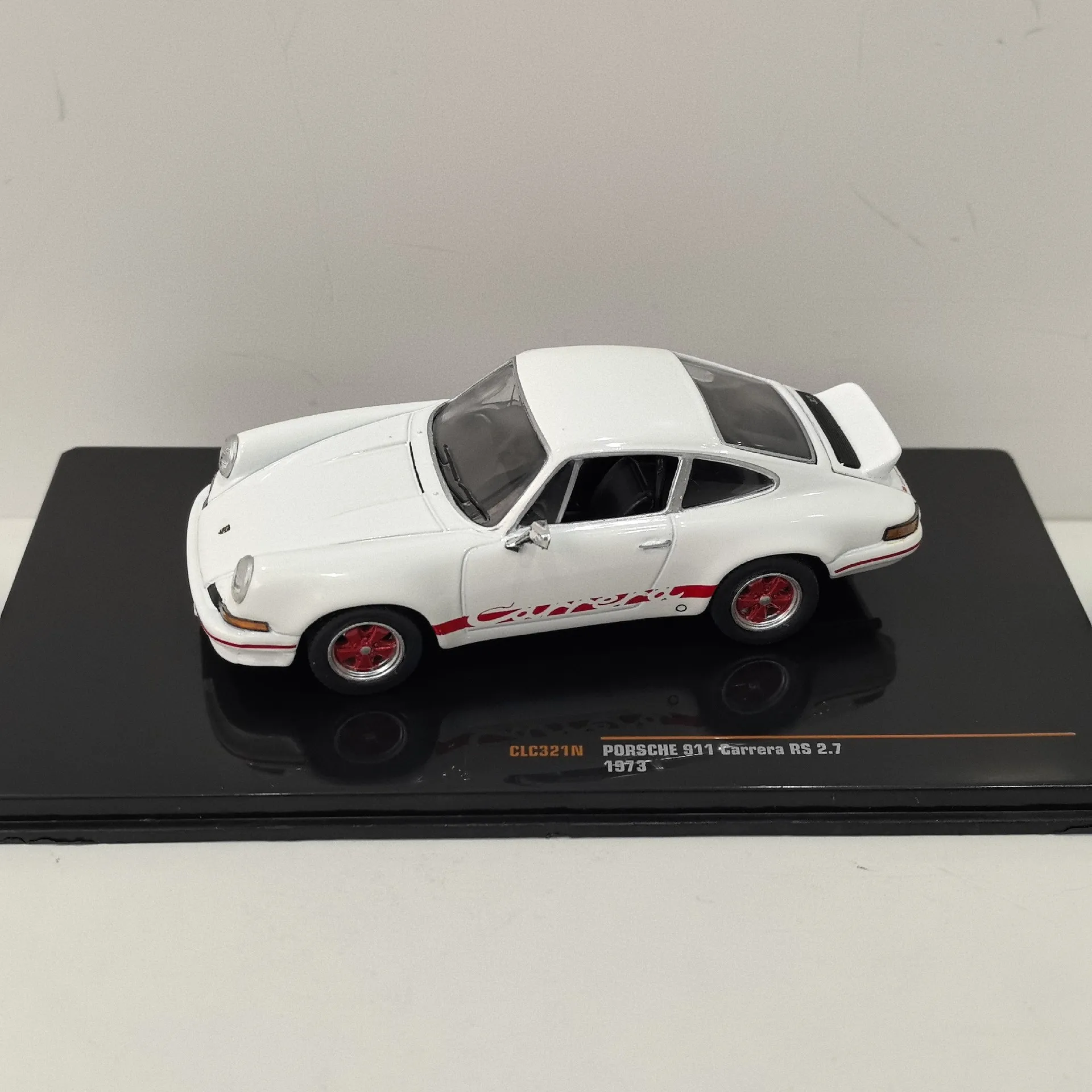 

Diecast IXO 1/43 Scale PORSCHE 911 Carrera RS 2.7 1973 Porsche Car Alloy Car Model Collectible Toy Gift Souvenir Display