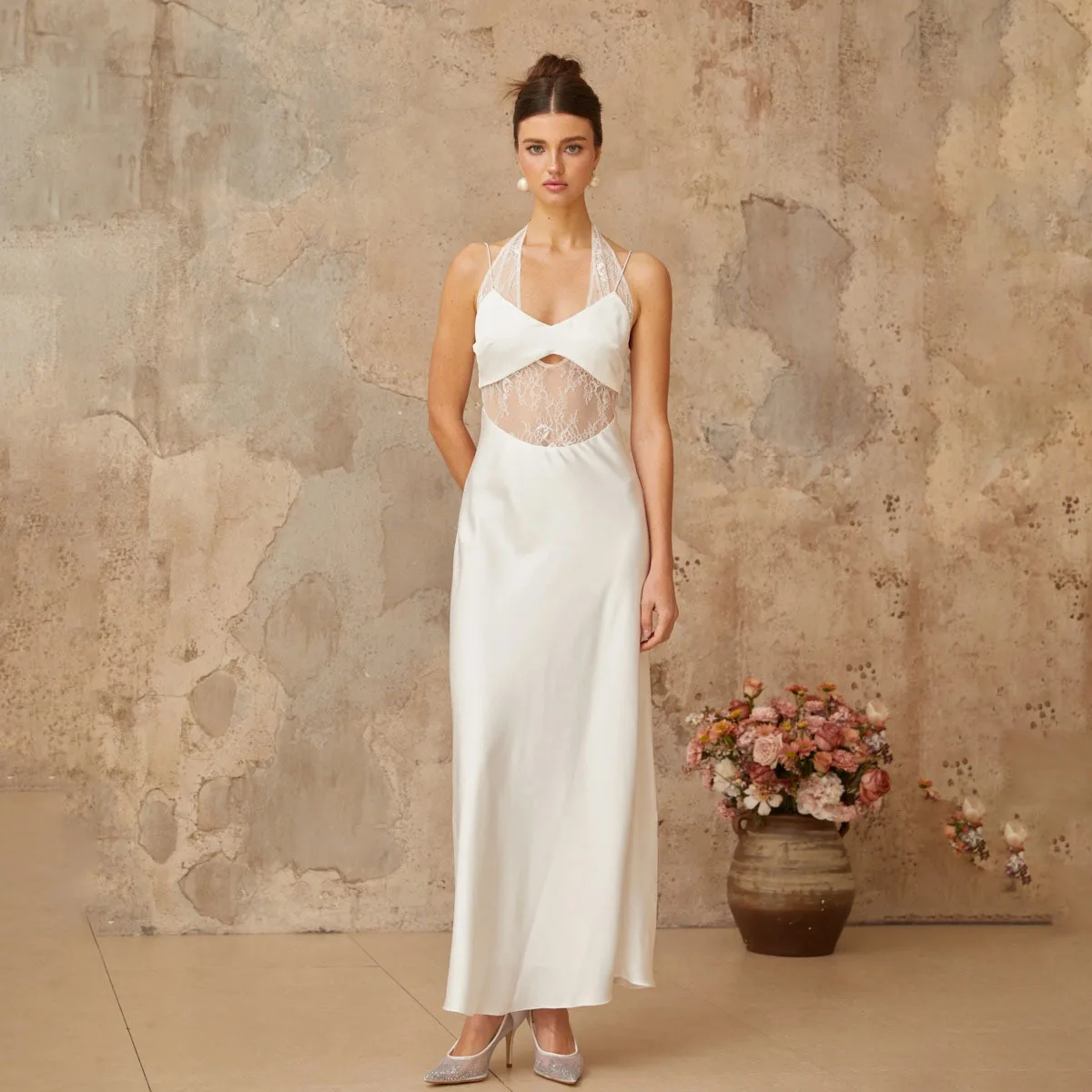 فستان KWTX نسائي 2026 من الساتان والدانتيل بدون حمالات مثير بفتحات أنيقة للحفلات ملابس الشارع لربيع وصيف الحد الأدنى الراقية