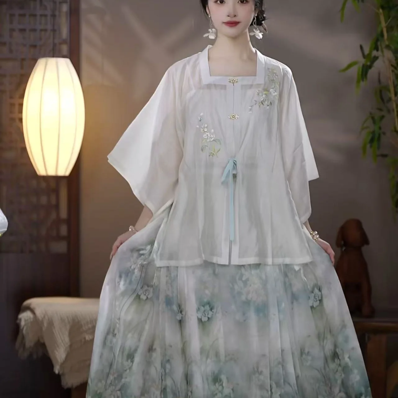 

Original Hanfu Top Small Orchid een Refreing Float Light Silk Skirt Women's Traditional Chinese Clothing Spring 2026
