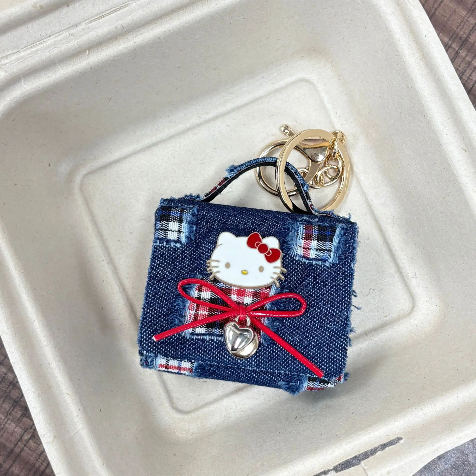 

Kawaii Sanrio Hello Kitty Creative Bag Keychain Cartoon Backpack Pendant Coin Purse Wallet Sweet Earphone Storage Bag Girls Gift