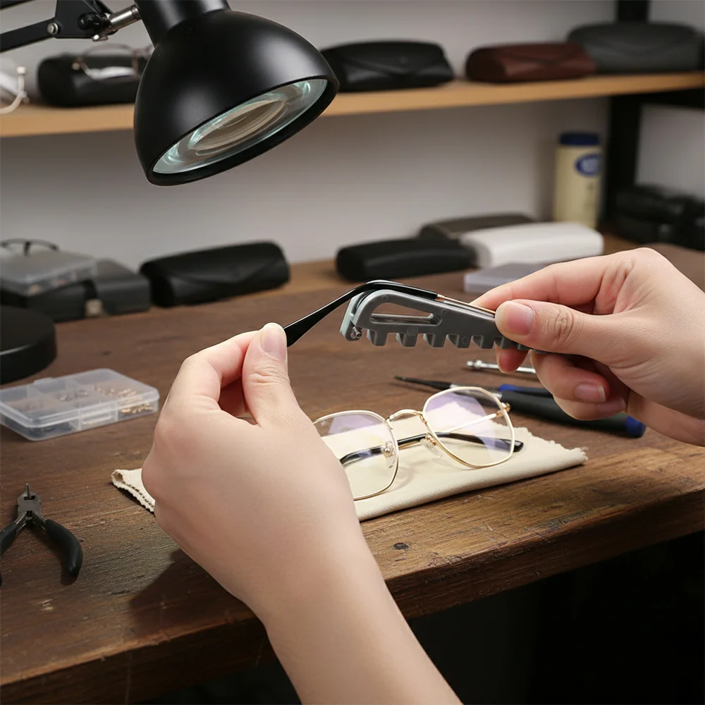 Hand Held Glasses Repair Tools Multi-Functional Universal Fit Frame Adjustment Hand Tool Sets Nose Pad Adjustment