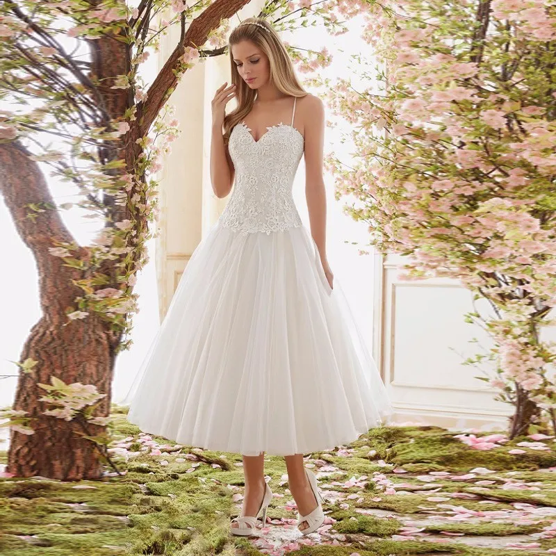 

Classic A-line Wedding Dress 2026 Sweetheart Straps Lace Applique Tulle Tea Length Bride Bridal Gowns Garden Vestidos De Noiva