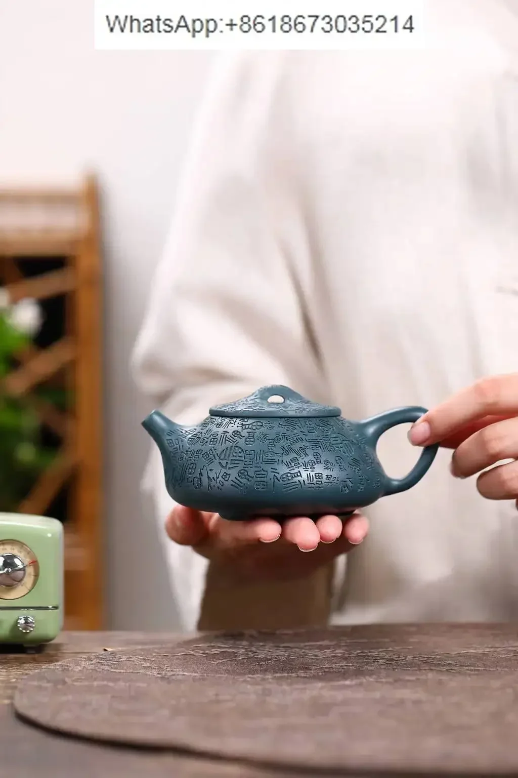 1PCS purple clay teapot original ore aged Tianqing mud handcrafted carving Baifu stone ladybug teapot high-end steeping teapot