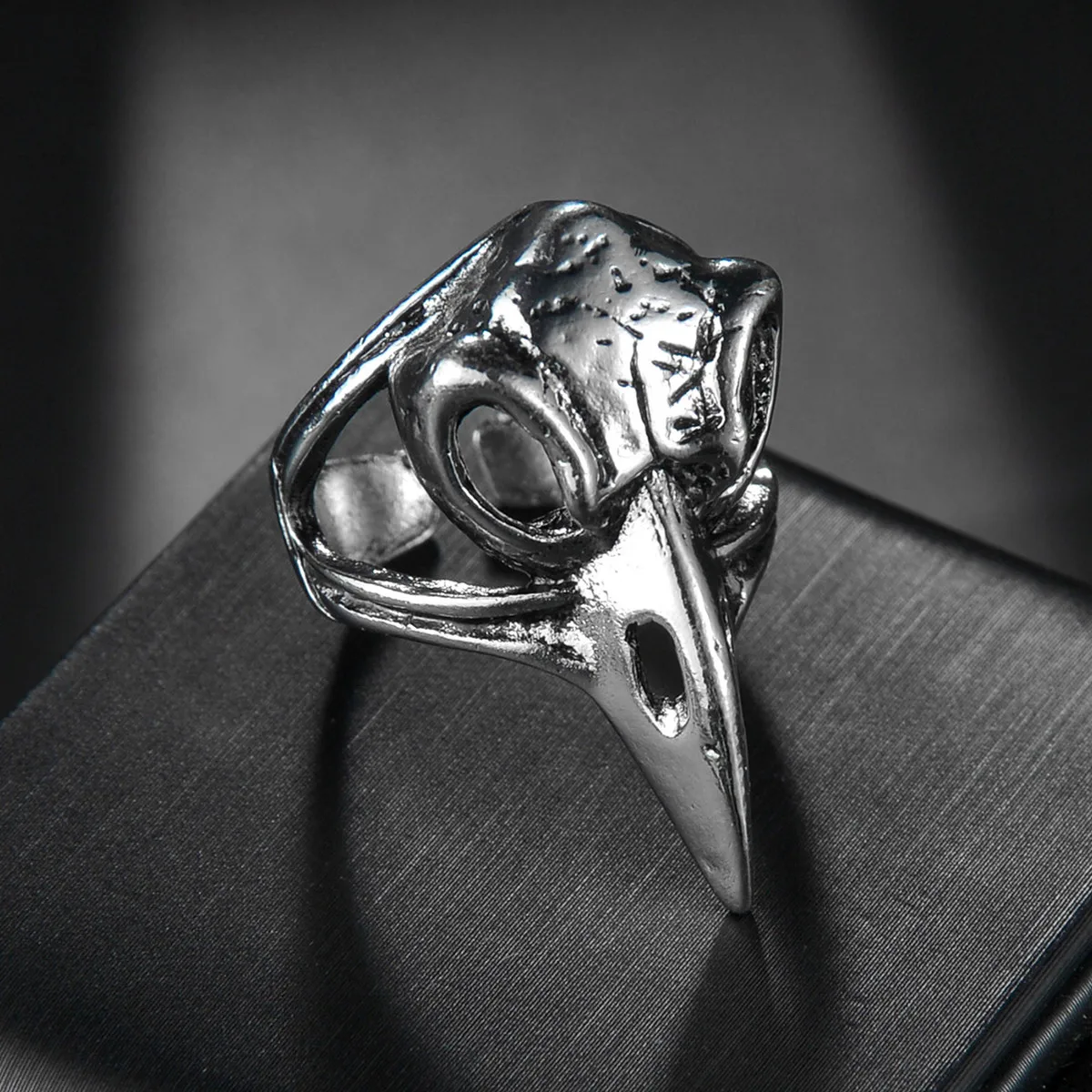 Retro Animal Crow Skull Rings for Men Domineering Pterosaur Head Ring Casual Party Rock Punk Biker Male Jewelry Boyfriend Gift