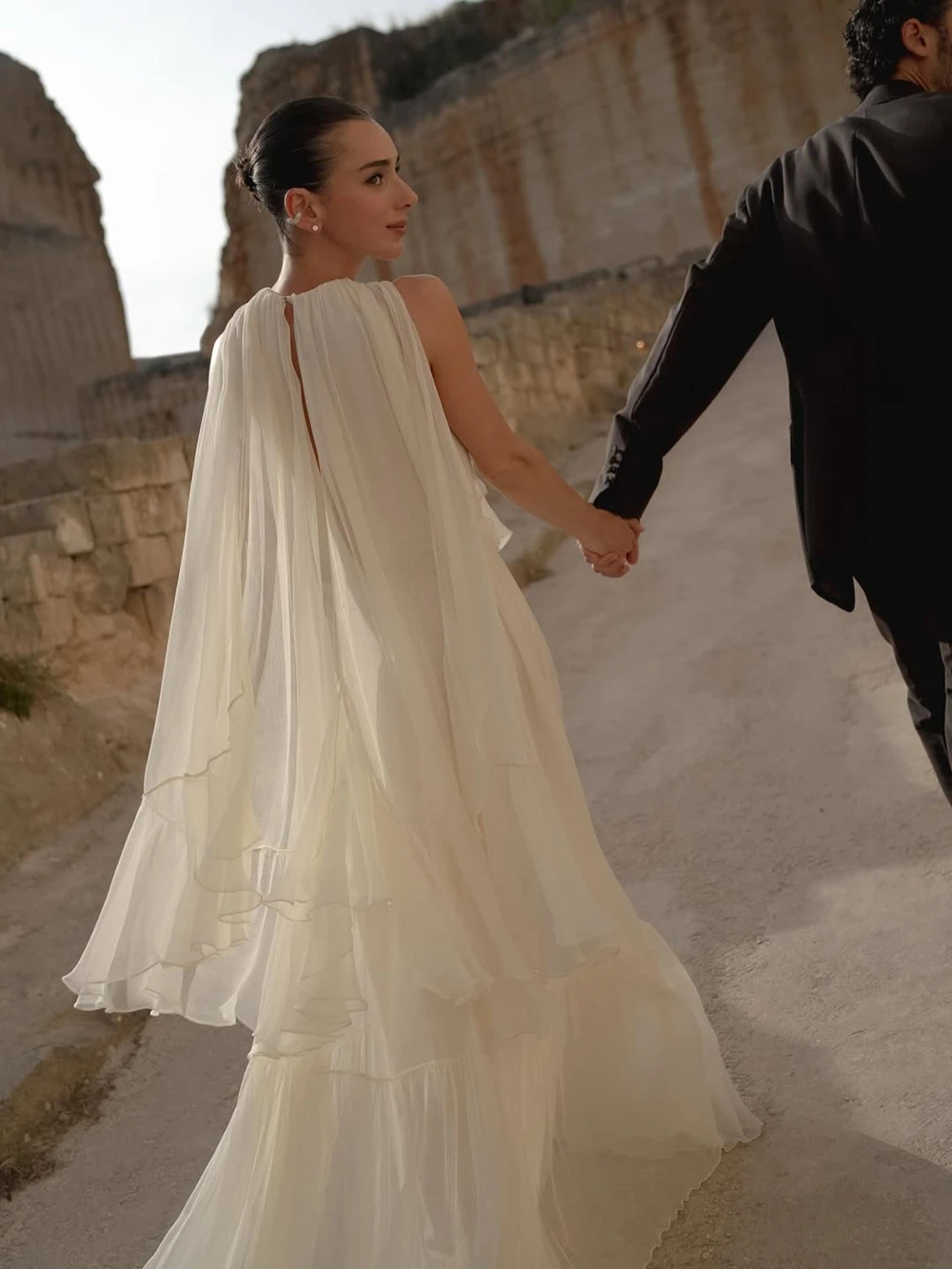 أنيقة ألف خط ثوب مسائي خط عنق على شكل قلب خارج الكتف فستان ستان كريستال الزينة حفل زفاف فساتين رسمية #3