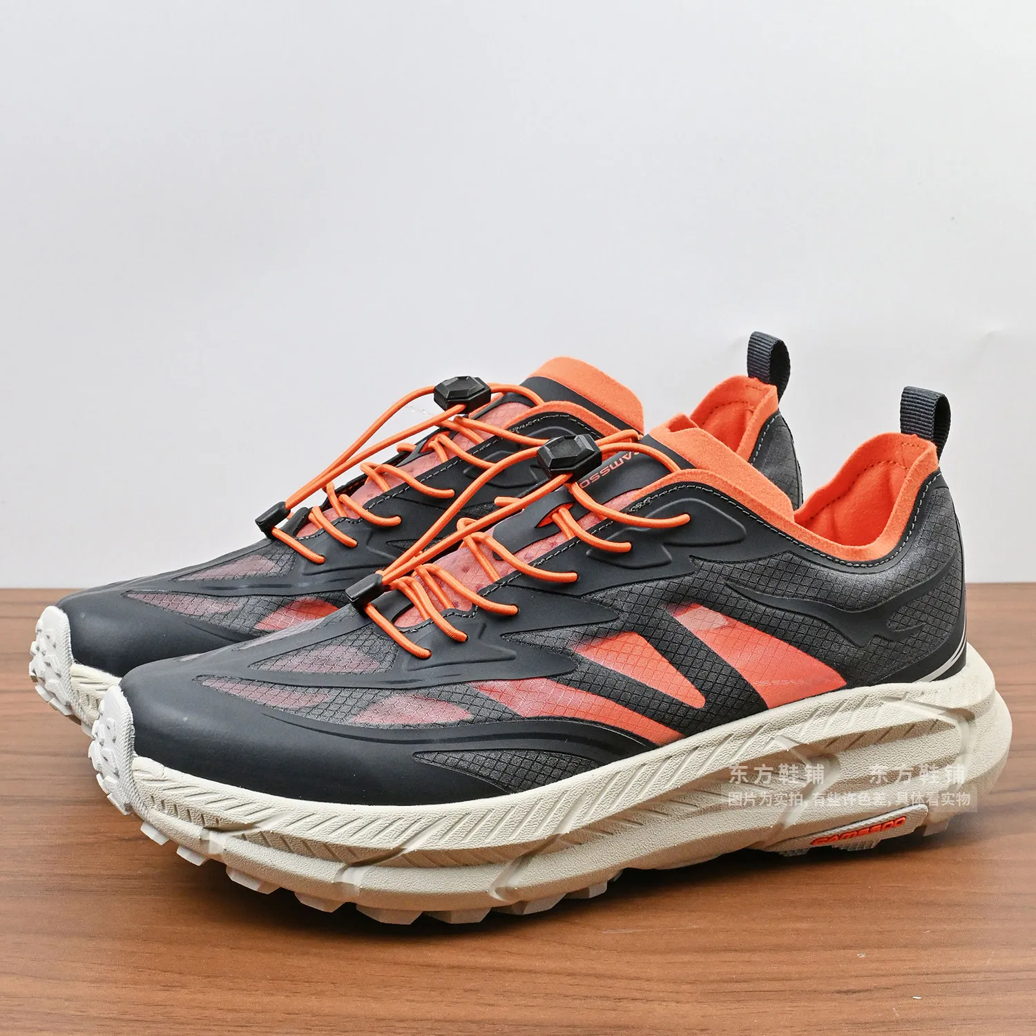 Mens Running Shoes 2025 New Breathe Mesh Outdoor Off Road Hiking Shoes Cushioning Flat Soft Mesh Walking Shoes for Man