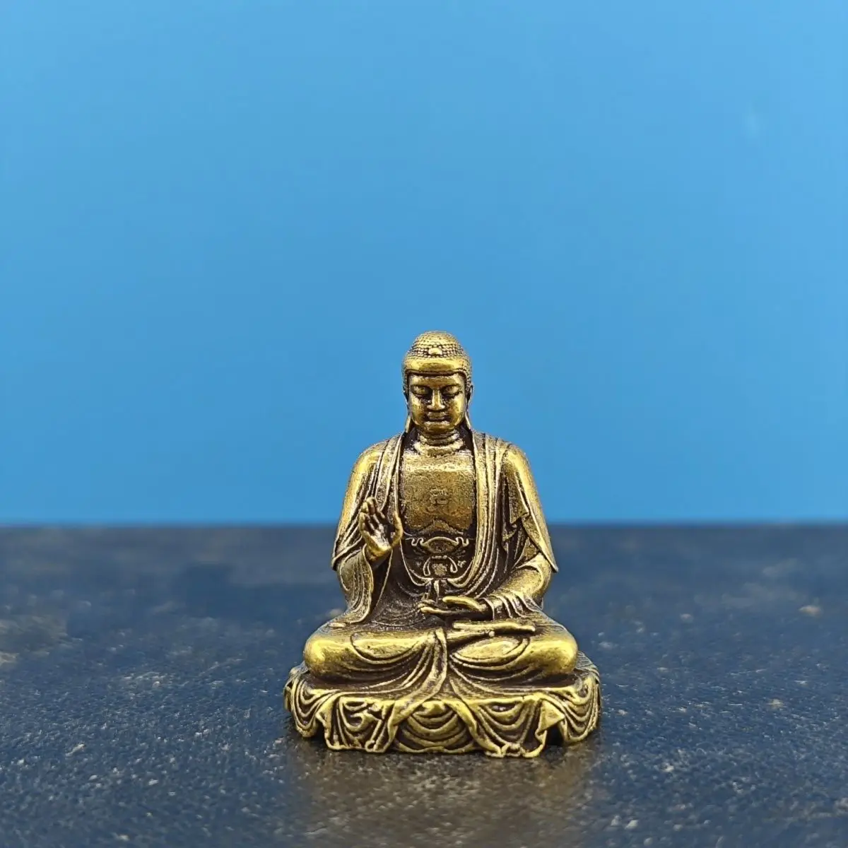 Brass desktop craft Buddha statue entrance Zen-inspired new Chinese-style home artificial hill and fish tank landscape ornaments
