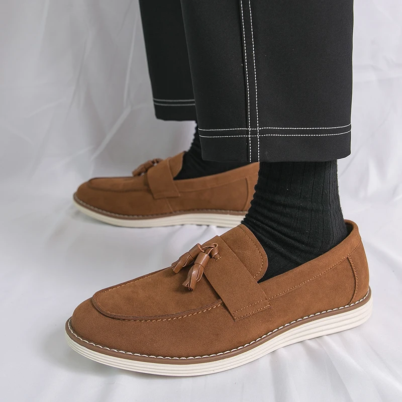 Mocasines italianos Penny clásicos hechos a mano con borlas, zapatos casuales de cuero de ante, zapatos planos sin cordones, zapatos cómodos para conducir, mocasines