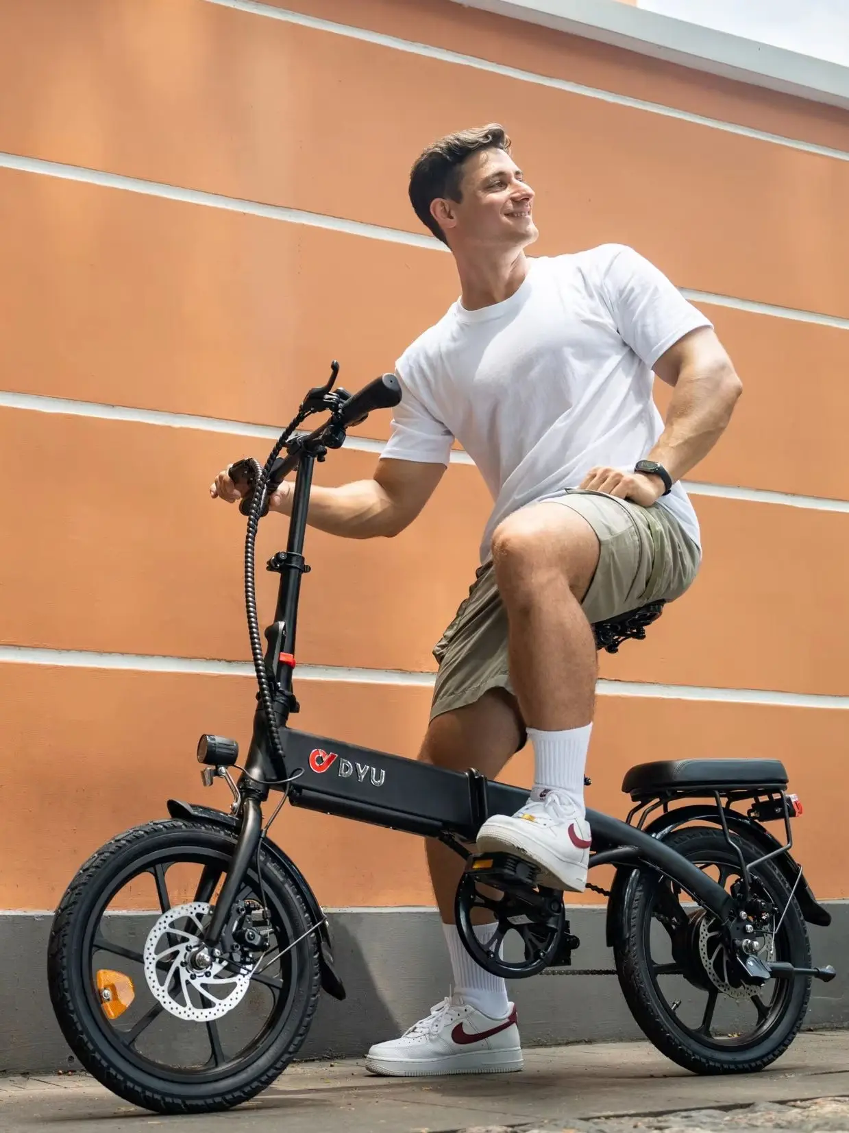AliExpress NONE DYU A1F Pro 25Km/h Max Speed 16 Inch tire 250W Motor City Ebike 36V7.5Ah Battery Electric Bicycle Women's Commuter E-bike Front and rear disc brake Pure power, Power assist and pedal,Folding Electric