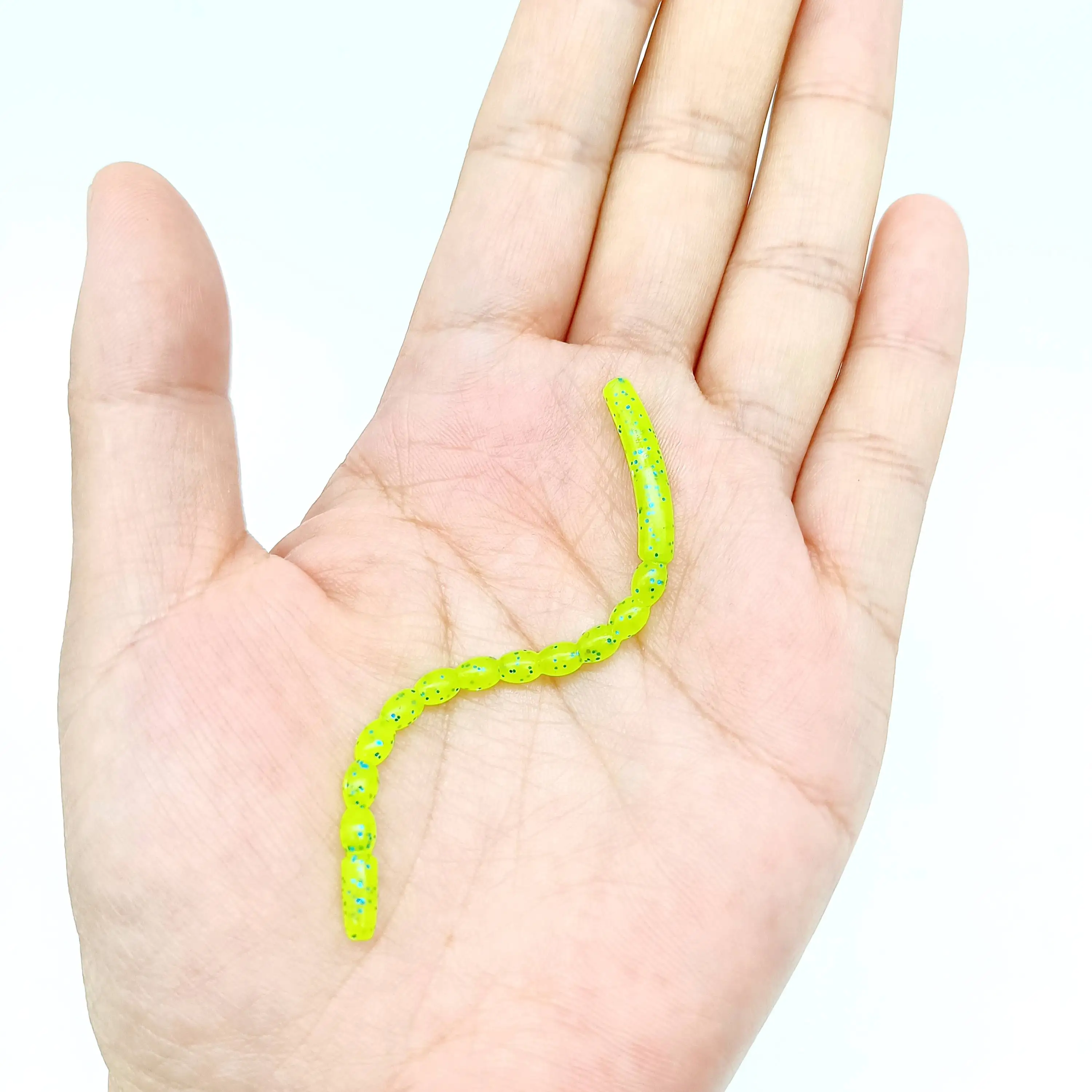 Señuelo blando Jerkbait luminoso 82mm – Vinilo UV para trucha - imagen 2
