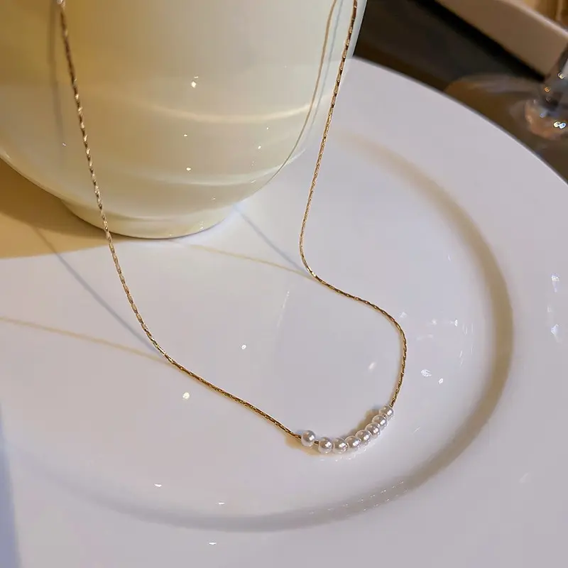 Collier de perles simulées à la mode pour femmes, collier simple avec chaîne en métal couleur or, bijoux d'été, cadeaux