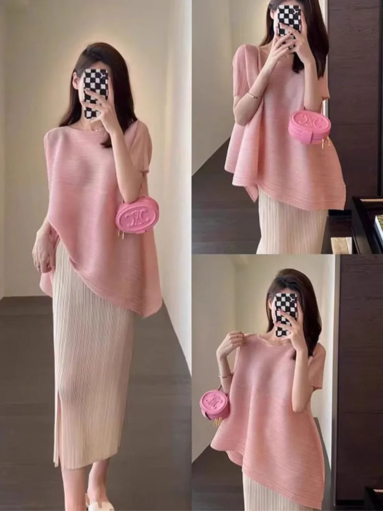 

Стильный розовый летний комплект из топа с коротким рукавом и плиссированной юбки в корейском стиле, с высокой талией, А-силуэта, миди, для женщин больших размеров