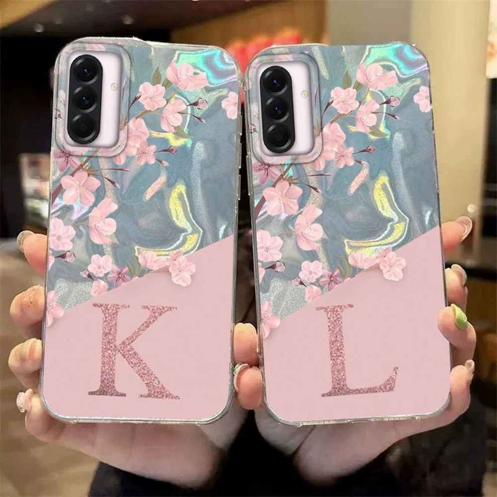Initial Buchstabe A Z Hülle für Samsung Galaxy A56 A36 A26 A16 A15 A25 A35 A14 A24 5G Cover Rosa Blumen Silikon Rückseite Fundas Bumper