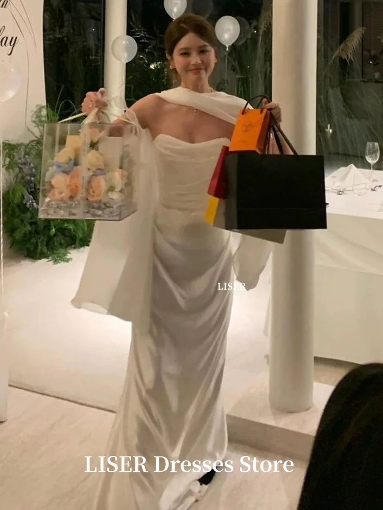 Liser بدون حمالات على شكل حرف a فساتين زفاف كورية بسيطة بسيطة من الحرير والساتان فساتين زفاف أنيقة للتصوير الفوتوغرافي تخصيص الكورسيهات