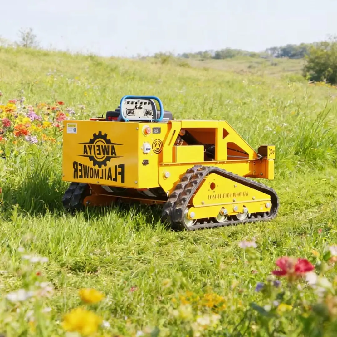 

Новая профессиональная газонокосилка с нулевым радиусом поворота, сертифицированная CE, для уборки садов и лугов, оснащенная снегоуборочной лопатой.