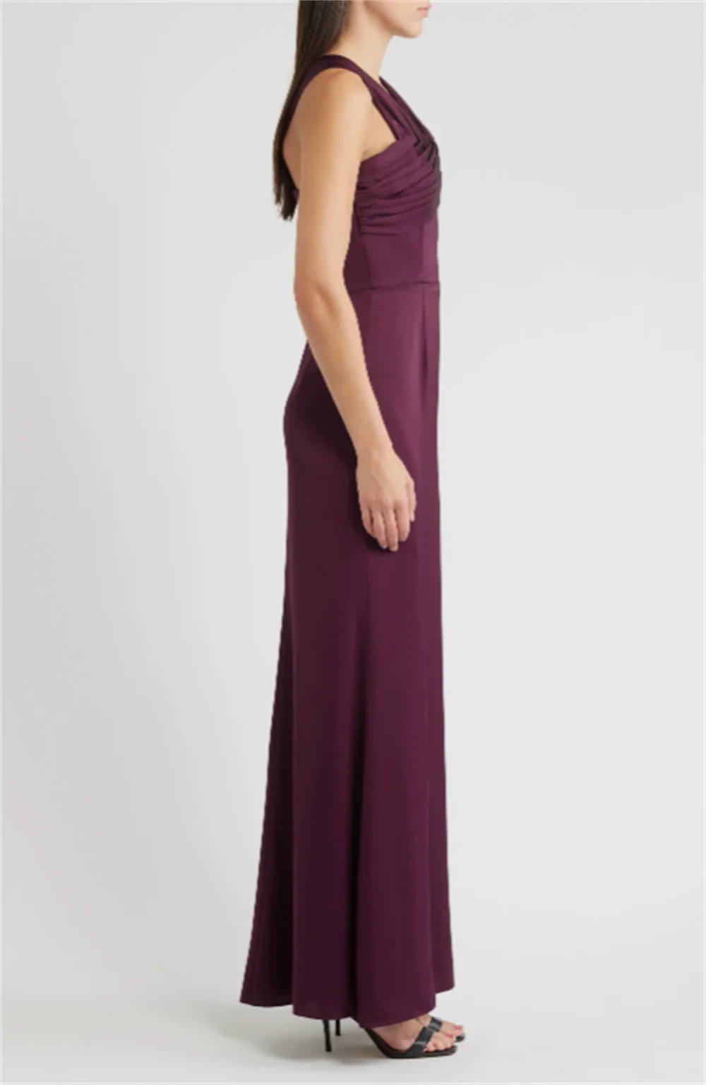 فساتين سهرة نسائية فاخرة 2025 فساتين لحضور الحفلات الموسيقية رسن بدون أكمام مطوي فستان مستقيم رداء حفلات رسمي فساتين لحفلات الكوكتيل