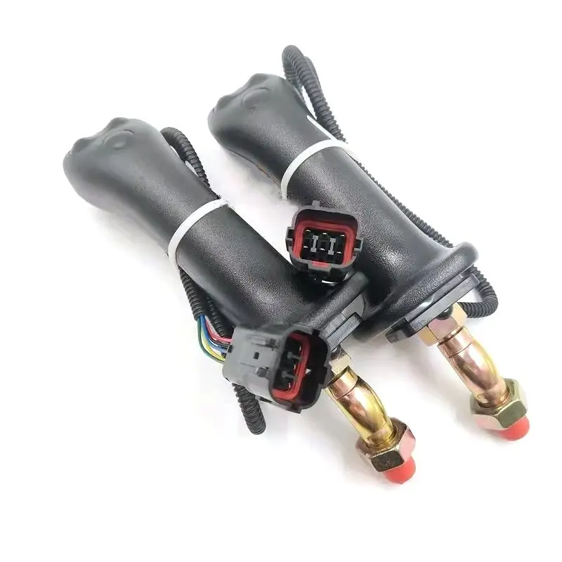 

Резиновая рукоятка джойстика с тремя кнопками и штекером для экскаваторов DX DH 225-9/215-9