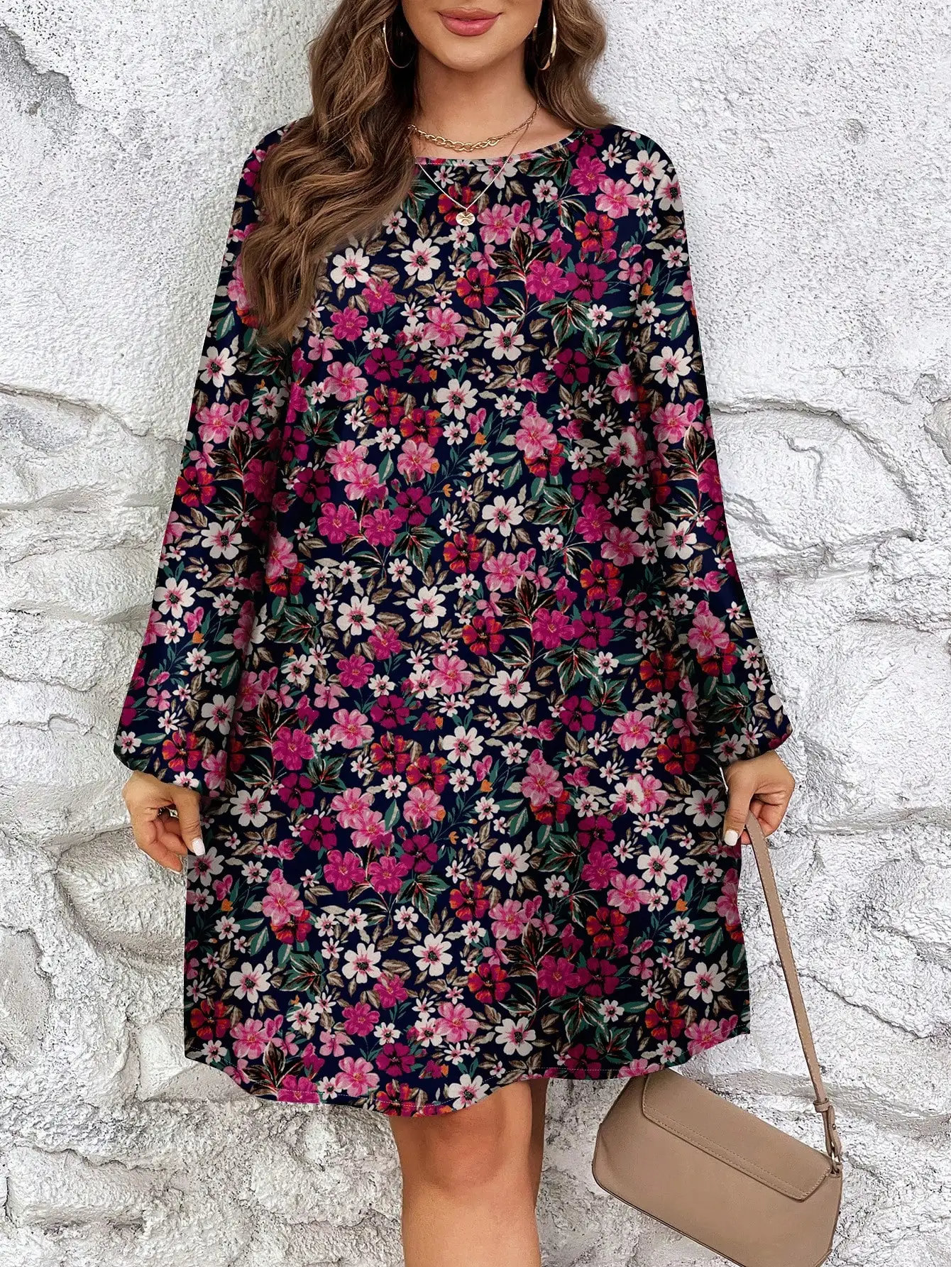 

Plus size women's autumn loose round neck long sleeve dress