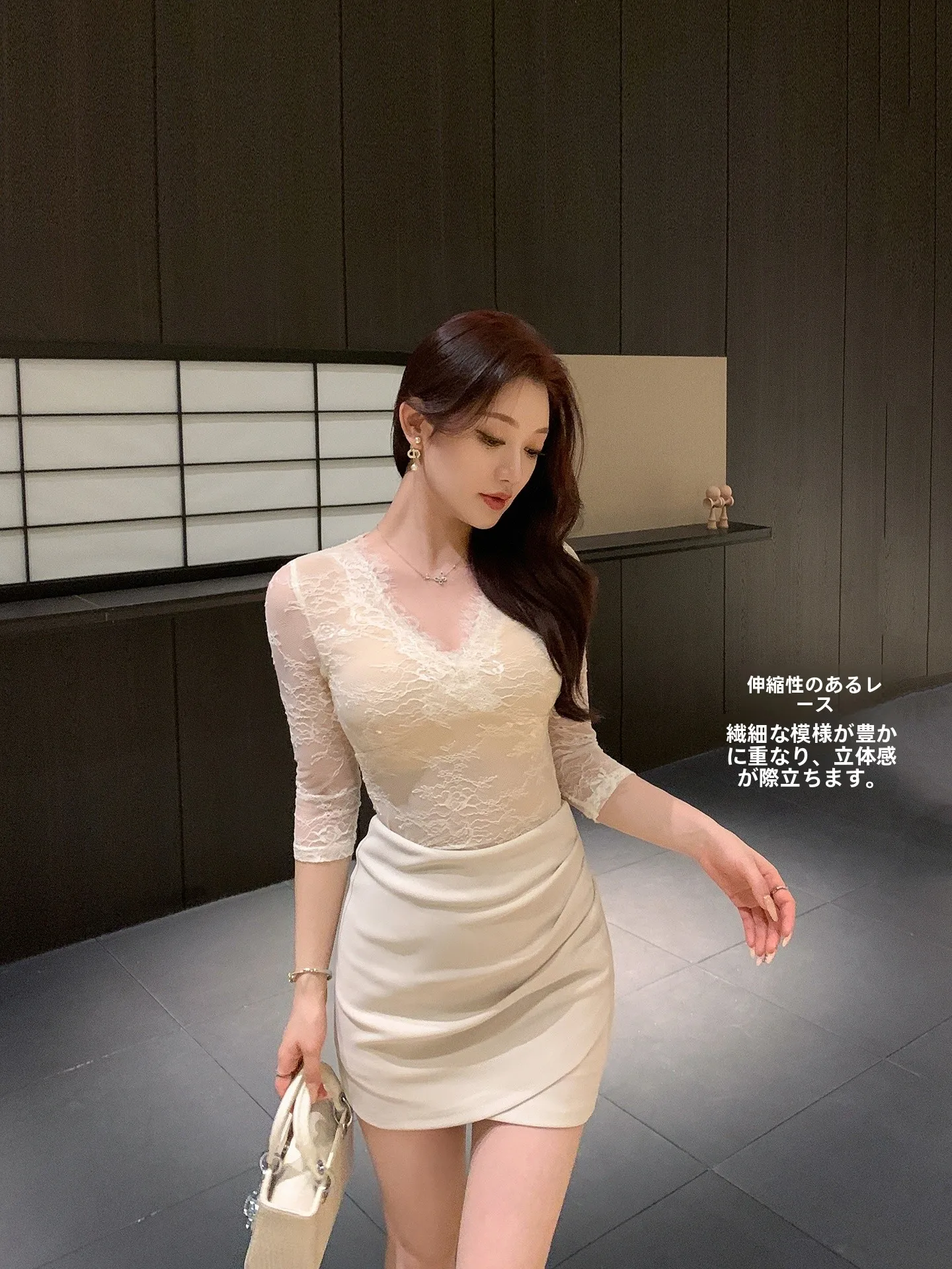 

Lin Guan Guan Lace irt Women's Slim Fit V-Ne Me Spring Lightweight Luxury Unique Special Edition Top Breathable Nylon