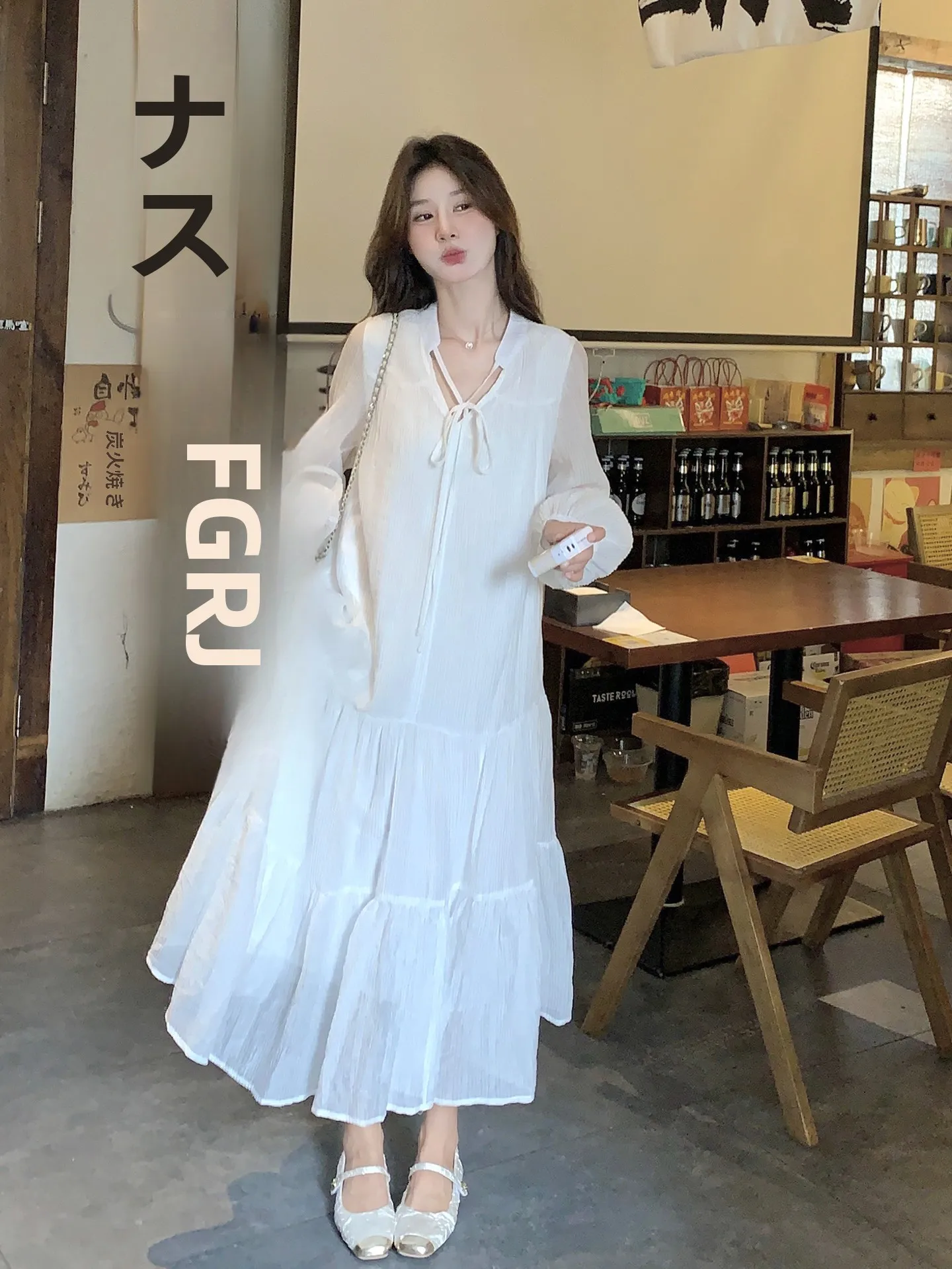 Gentle Wind White V-Neck Long Sleeve Dress Women's New Autumn Holiday Fairy Long Dress Soft Korean Style Pure Color Loose Waist