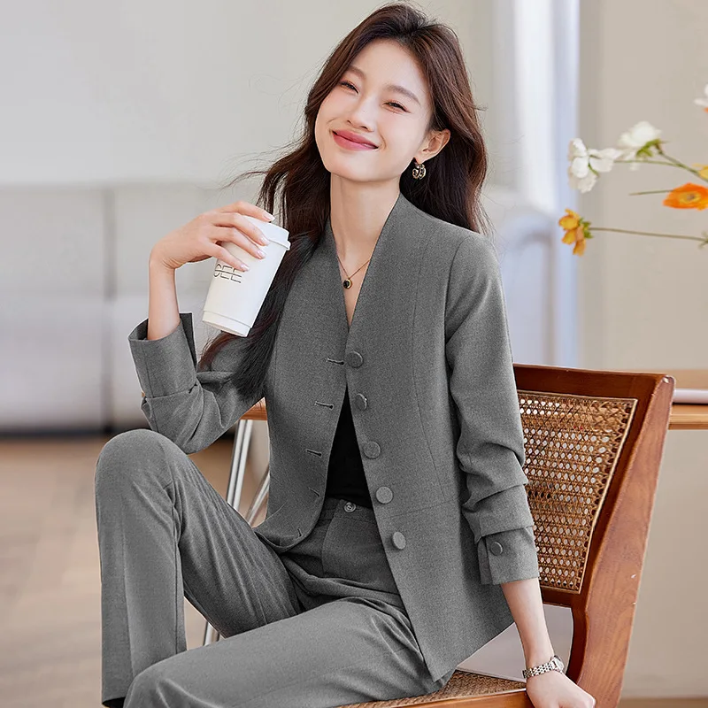Collarless women's blazer for spring and autumn2025New professional attire with a goddess-like charm, high-end suit and workwear