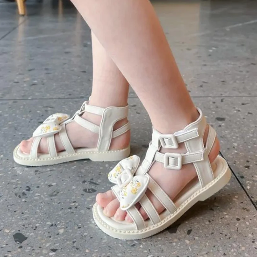 

Girls Shoes Sandals 2024 Summer New Children's Sandals Soft Soles Non-slip Girls Big Child Seaside Style Princess Shoes for Kids