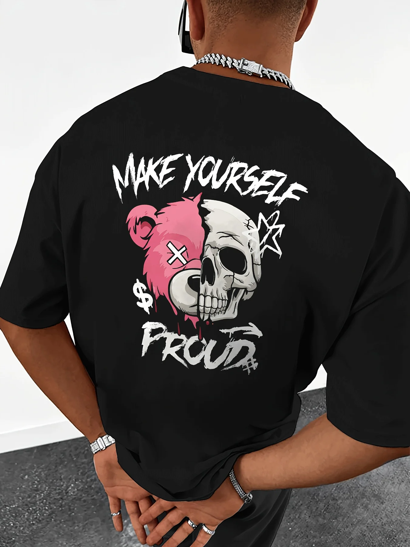 Edgy split bear and skull graphic print 100% cotton mens t shirt for summer streetwear and casual urban style